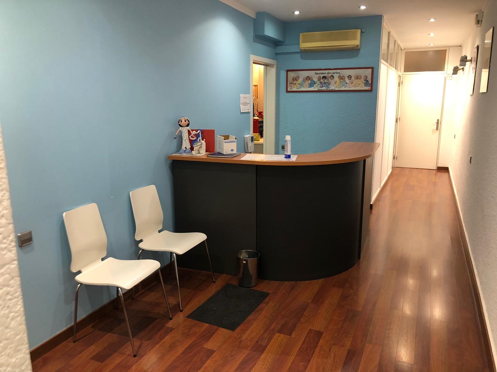 IMG2 Detalle Recepción Clínica Dental Dra.Marta Pachón